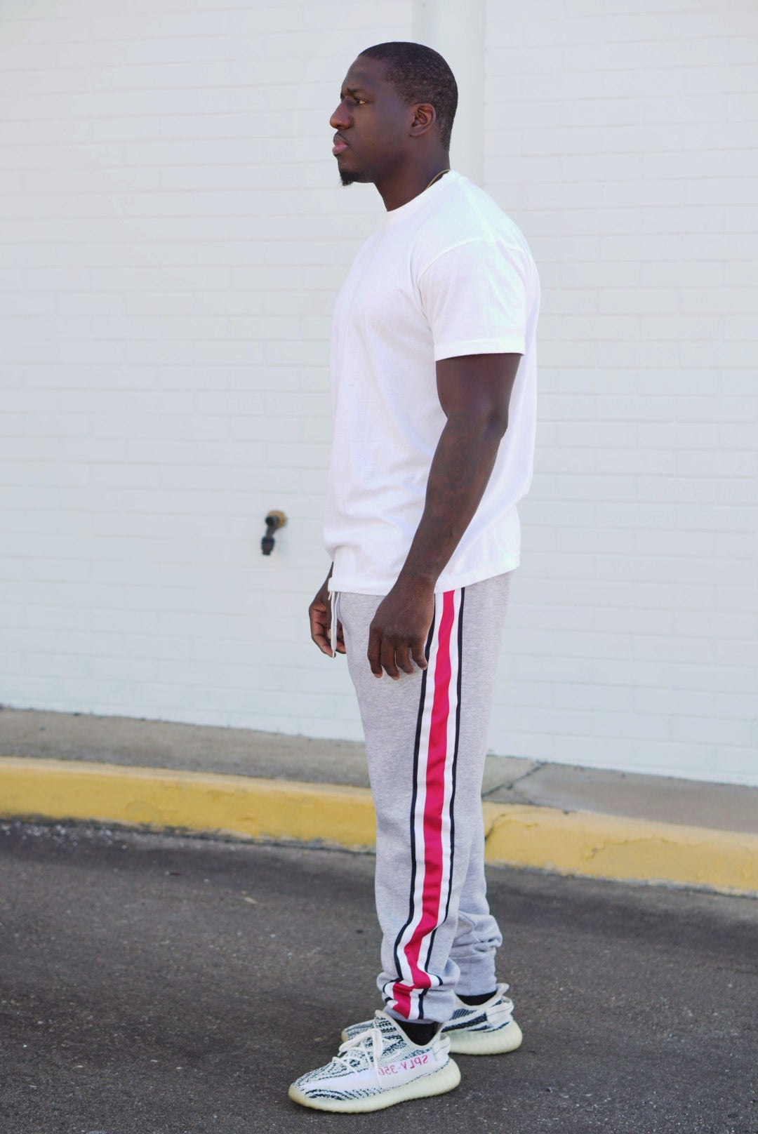 Men's Side Striped Fleece Jogger Pant (Gray with Red / White / Black Stripes)